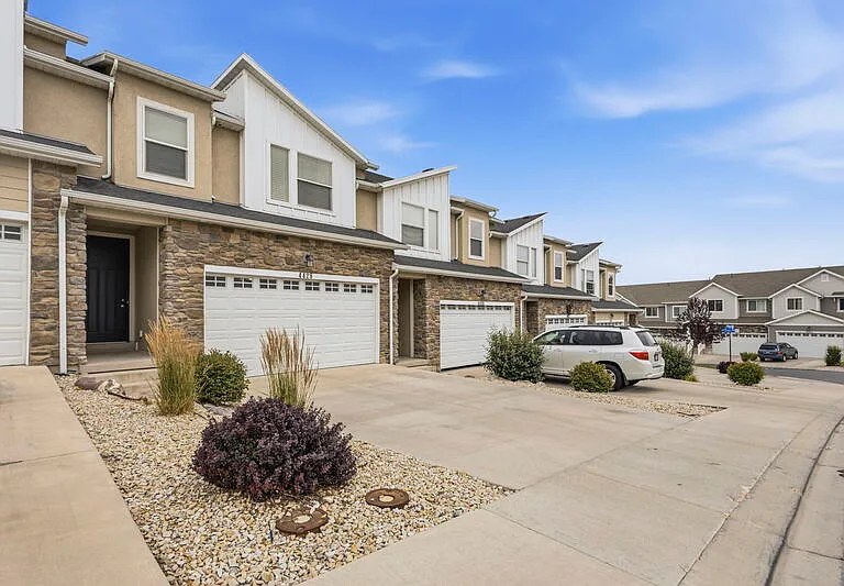 4428 W Hill Shadow Way #1 — Photo 4