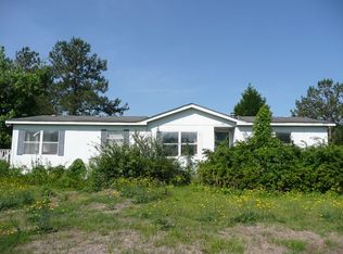 495 Edgewater Dr, Byron, GA 31008