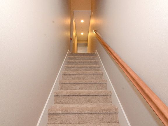 4th image of 28479 Herrera St