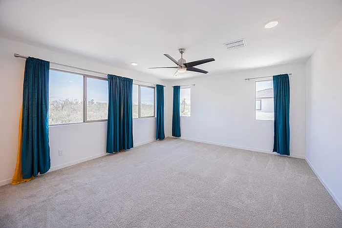 7412 W Gardenia Ave — Photo 17