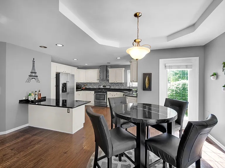 2518 Adamsway Dr — Photo 14