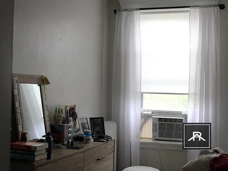 72 Strathmore Rd #11B — Photo 28
