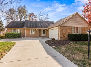 8121 Bay Brook Dr, Indianapolis, IN