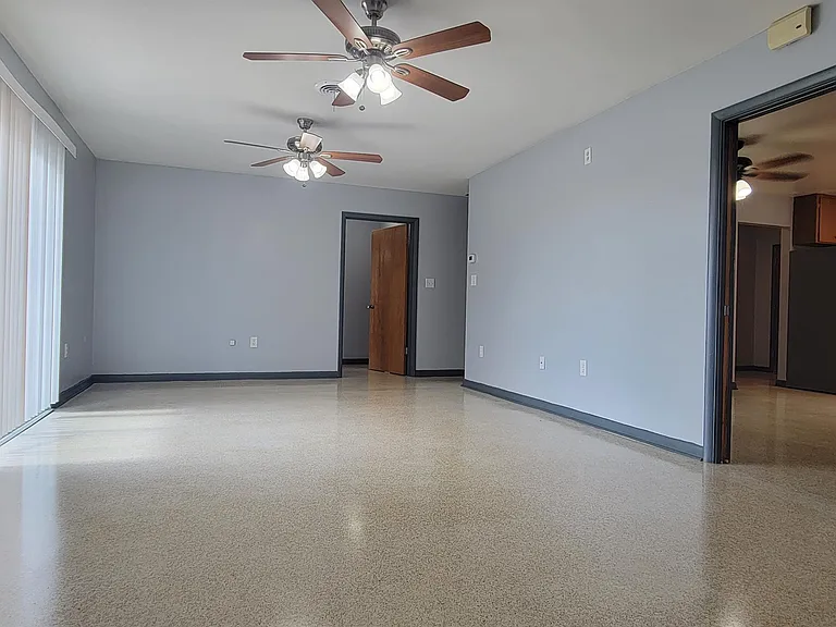 842 Hillside Ave — Photo 11