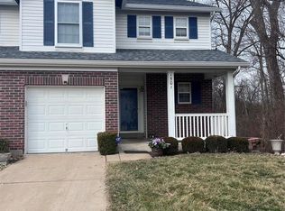 1501 Forest Springs Dr, Ballwin, MO 63021