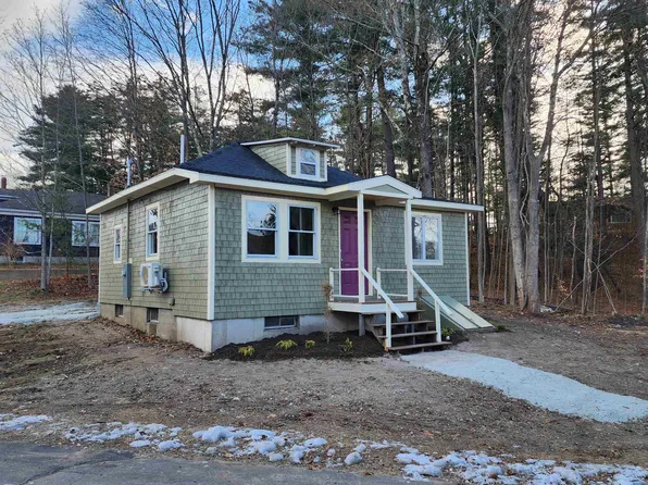 22 Gray Avenue, Farmington, NH 03835