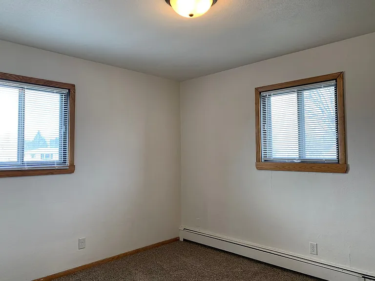 804 — Photo 21