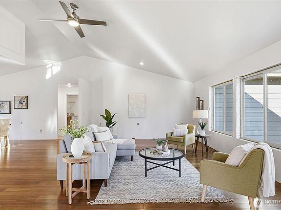 4th image of 20919 President Point Road NE