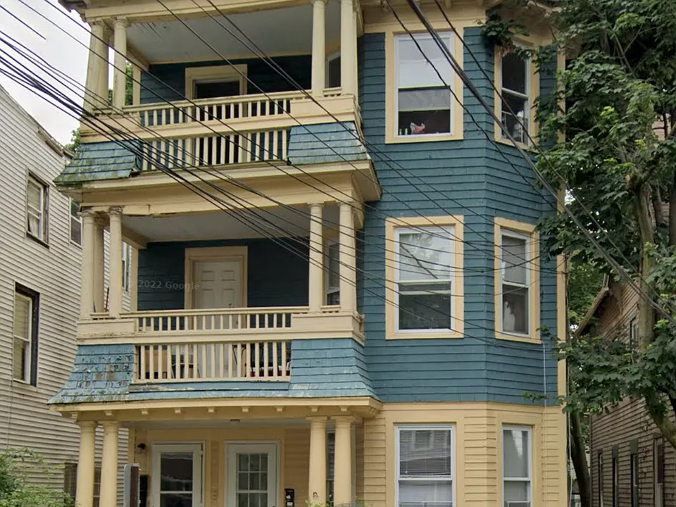 119 Carmel St #2