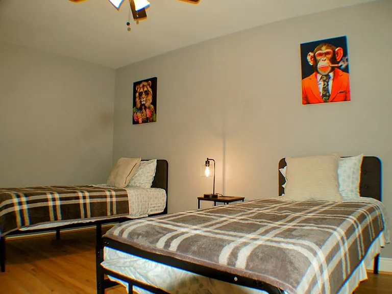 Capello Dr — Photo 6