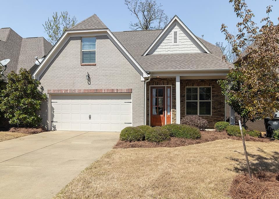 1st image of 107 Westbury Cir