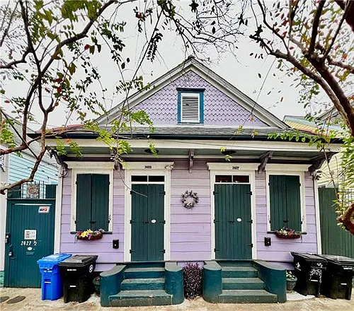 2025 Dauphine St Photo 1