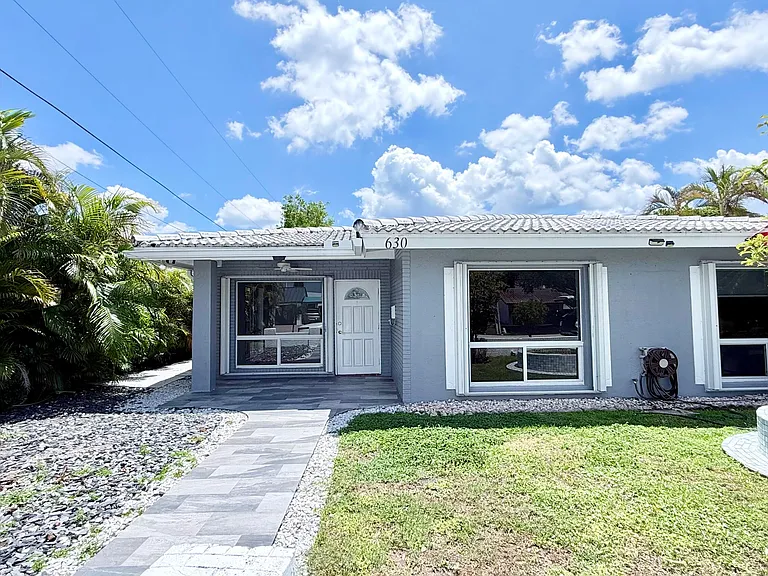 620 NE 19th Ave #N — Photo 12
