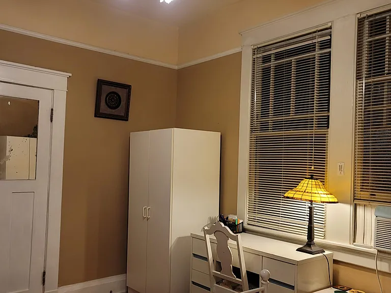 New bedframe and full mattress 9/22. Landlady has tested it out. Comfortable! The paint colors are soothing and restful.