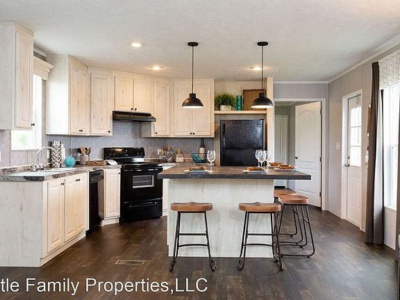 2nd image of 111 Builders Ln