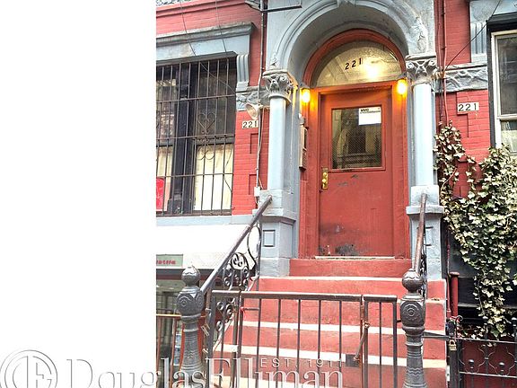 5th image of 221 E 10th St APT 8