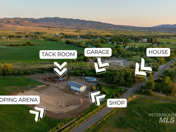 2143 Bonner Rd, Midvale, ID 83645