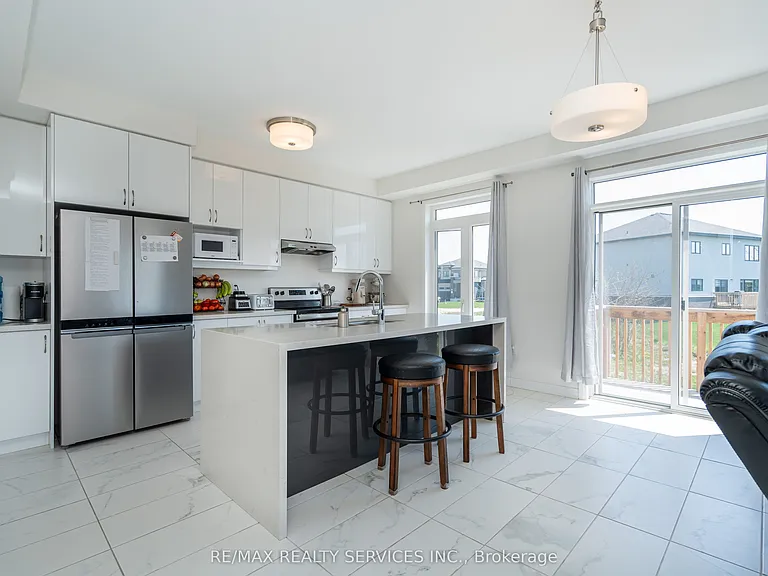3700 Quayside Dr — Photo 28