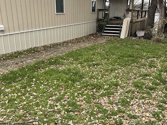 2nd image of 4941 Tamarack Dr