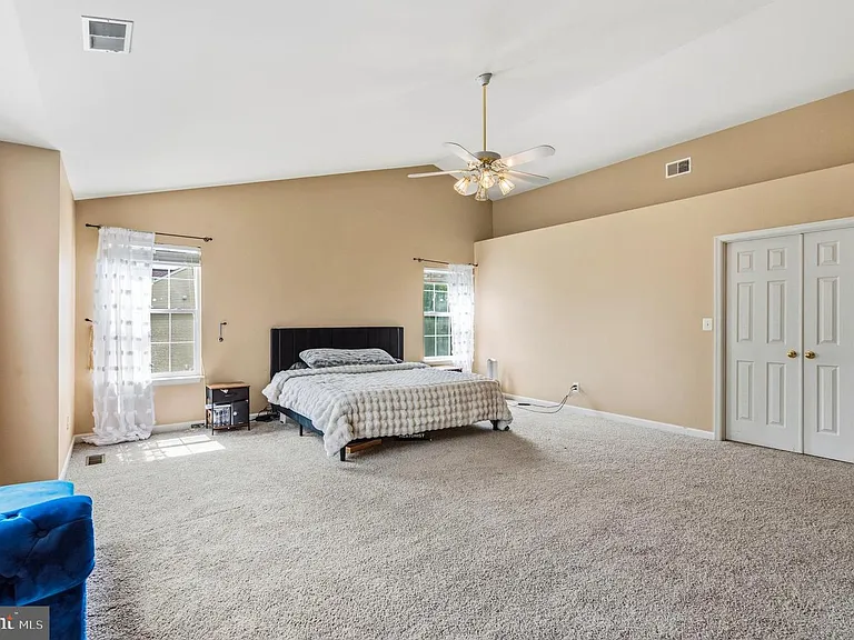 11117 Stainsby Ct — Photo 33