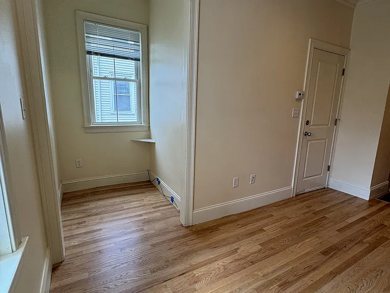 25 Lothrop St #2 — Photo 7
