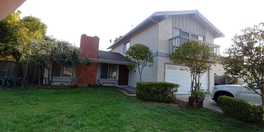 36113 Spruce St photo 1