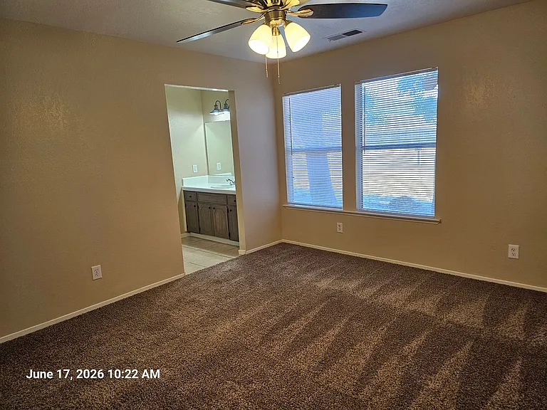 1784 Ben Franklin Ave — Photo 9
