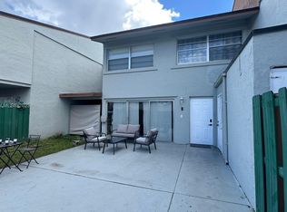 15430 SW 81st Circle Ln, Miami, FL 33193