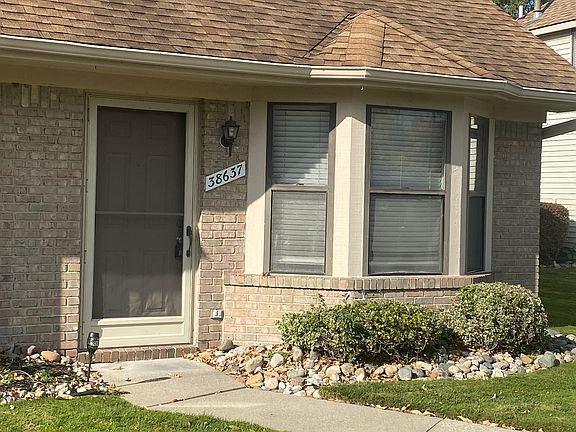 2nd image of 38637 Wellington Dr