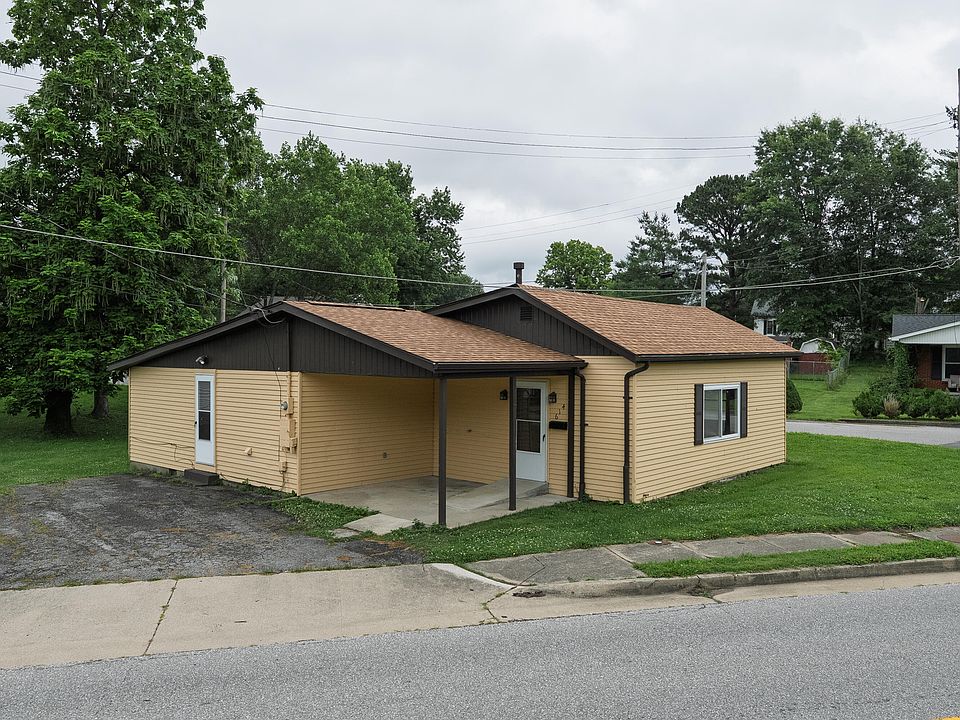 1st image of 614 Main St
