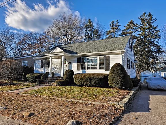2nd image of 149 Carroll Ave