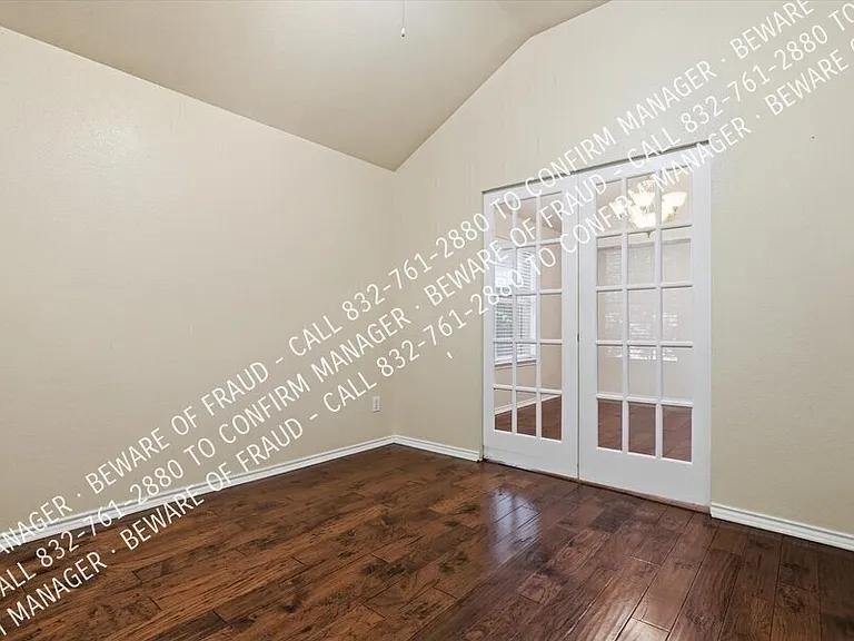 615 Magnolia Ln — Photo 17