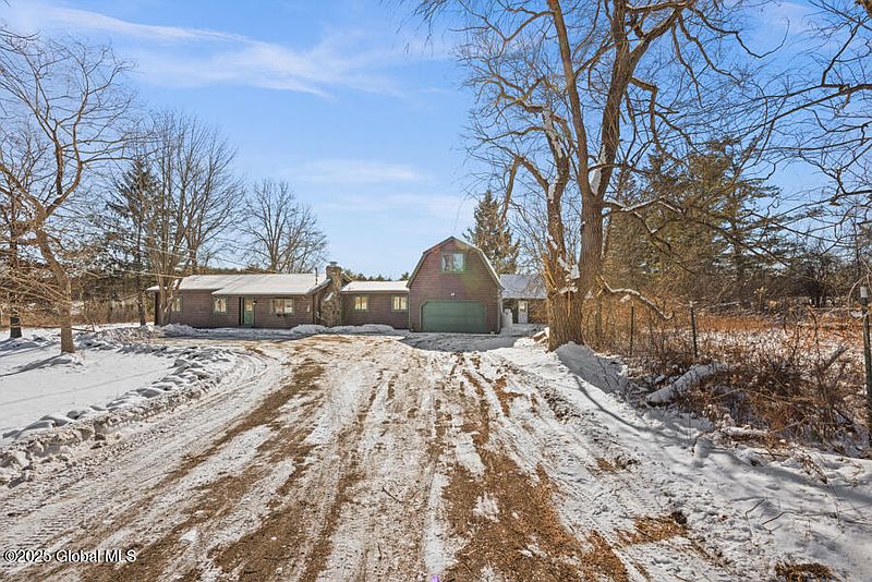 2nd image of 1065 County Route 402