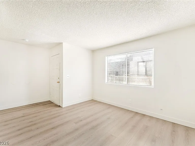 5309 W Cheyenne Ave #2 — Photo 5
