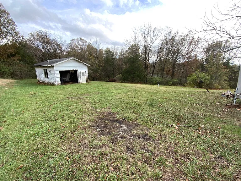 6550 S Old Village Rd — Photo 5