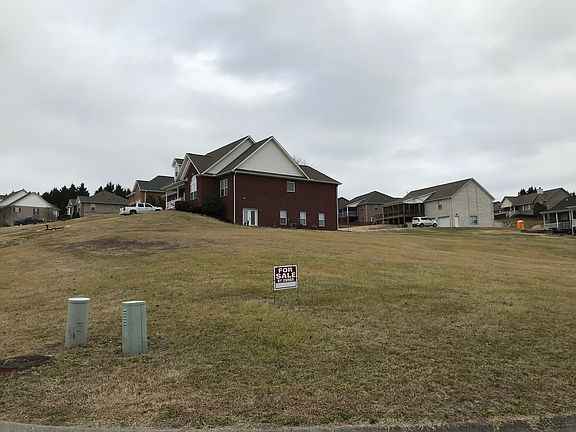 2nd image of 502 Grassland Dr