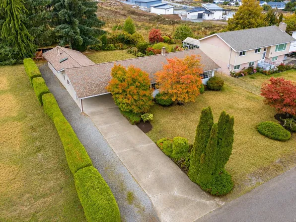 10880 Grandview Rd, Cowichan Valley, BC V9G 1Z7