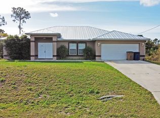 866 Carbon St E, Lehigh Acres, FL 33974
