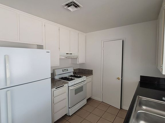 5th image of 3031 Edmond St