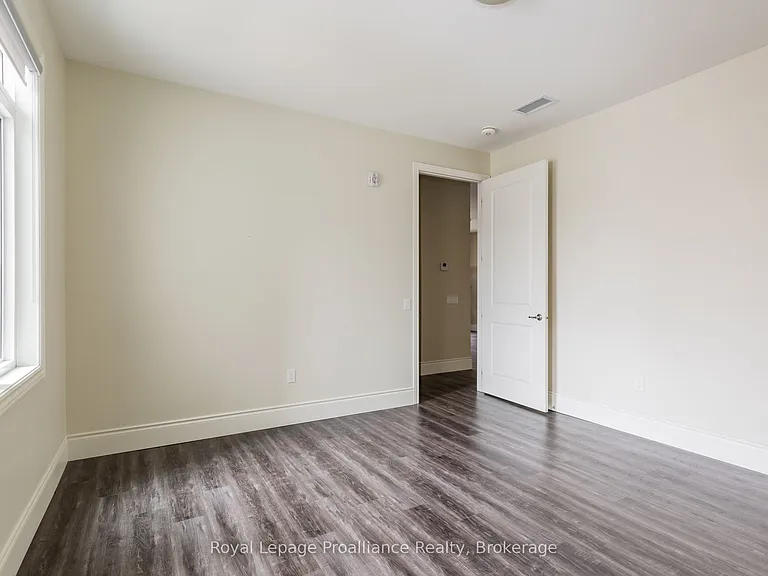 863 Abbey Ln #206 — Photo 18