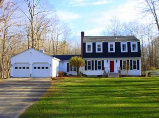 3 Cherokee Dr, Brookfield, CT 06804