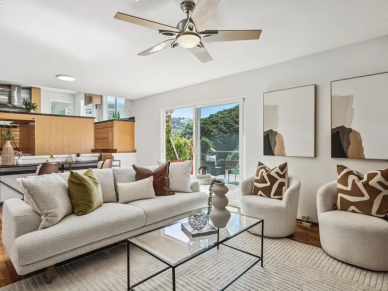 3483 Skyline Dr — Photo 4