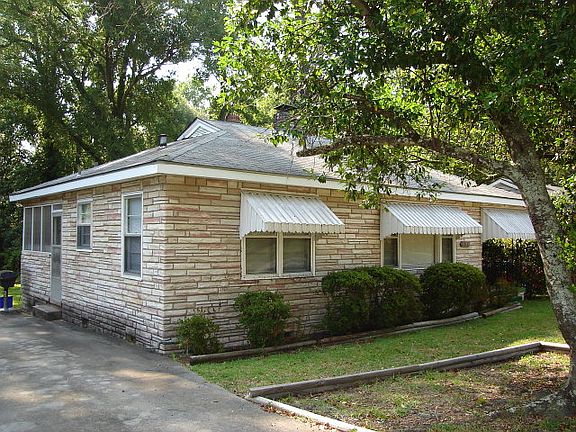 2nd image of 1158 Carlisle Ave