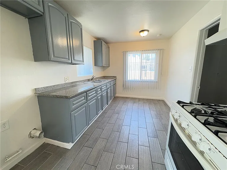 1468 Sepulveda Ave — Photo 3