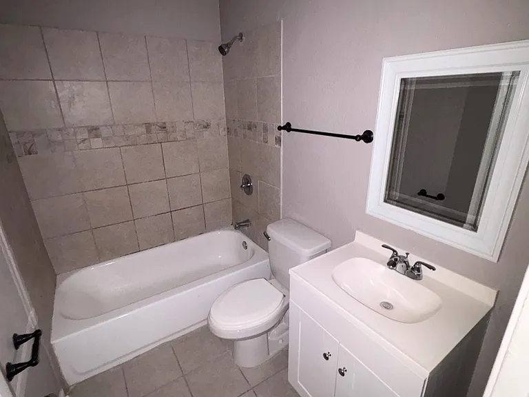 344 Flynn Rd — Photo 7