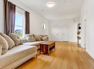 828 NE Sumner St, Portland, OR 97211