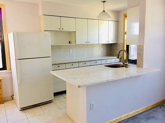 2nd image of 134-10 Jewel Ave 2-fl B