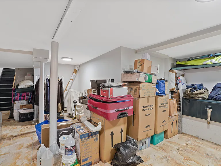 132 De Graw St #1 — Photo 15
