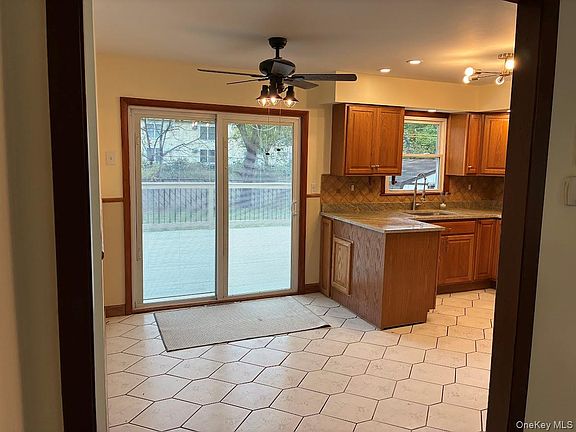 4th image of 21 Willow Place