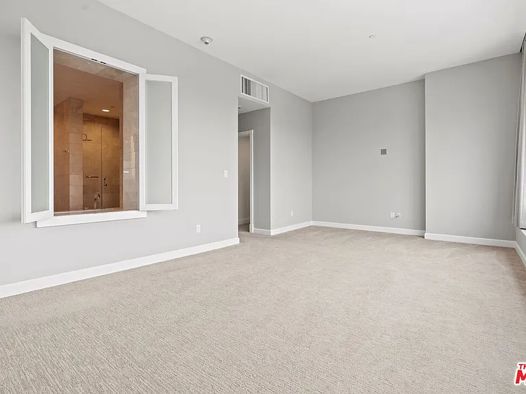 900 W Olympic Blvd #28B — Photo 16
